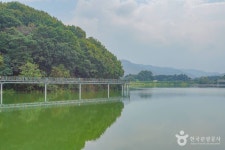 덕산저수지 관광 정보와 주변 관광 명소 및 근처 맛집 여행 정보