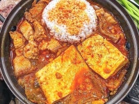 천하제일 솥뚜껑 음식점 정보와 주변 관광 명소 및 근처 맛집 여행 정보