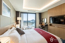 Ramada Plaza by Wyndham Yeosu (라마다프라자 바이윈덤 여수) - Accommodation - Korea travel and tourism information