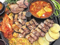 천하제일 솥뚜껑 음식점 정보와 주변 관광 명소 및 근처 맛집 여행 정보