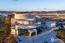 함안문화예술회관 문화 정보와 주변 관광 명소 및 근처 맛집 여행 정보