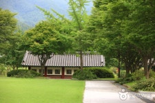 논개사당(의암사) 관광 정보와 주변 관광 명소 및 근처 맛집 여행 정보