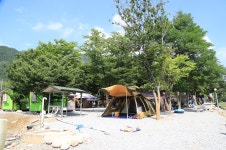 외룡캠핑장 레저스포츠 정보와 주변 관광 명소 및 근처 맛집 여행 정보