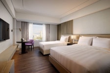 롯데호텔 월드 숙박 정보와 주변 관광 명소 및 근처 맛집 여행 정보