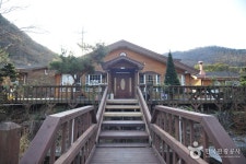 구름위의산책 숙박 정보와 주변 관광 명소 및 근처 맛집 여행 정보