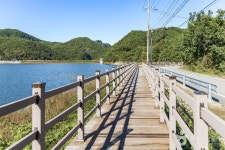 용화저수지 관광 정보와 주변 관광 명소 및 근처 맛집 여행 정보