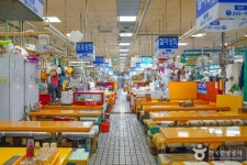 신동아 수산물시장 쇼핑 정보와 주변 관광 명소 및 근처 맛집 여행 정보