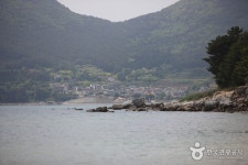 Gujora Beach (구조라해수욕장) - Sightseeing - Korea travel and tourism information