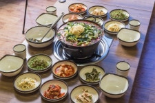 동혈사 - 주변 여행 및 근처 관광 명소 - 국내 여행 정보와 관광 명소 정보