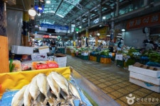 영천장 (2, 7일) 쇼핑 정보와 주변 관광 명소 및 근처 맛집 여행 정보