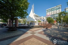 상남분수광장 관광 정보와 주변 관광 명소 및 근처 맛집 여행 정보