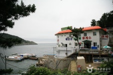 해금강하우스 숙박 정보와 주변 관광 명소 및 근처 맛집 여행 정보