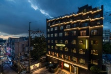 더휴식 누베르 서울 이태원점 숙박 정보와 주변 관광 명소 및 근처 맛집 여행 정보