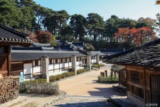 Seongyojang House (강릉 선교장) - Sightseeing - Korea travel and tourism information