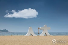 束草海水浴場（속초해수욕장） - 観光 - 韓国旅行・観光情報