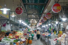 양학시장 쇼핑 정보와 주변 관광 명소 및 근처 맛집 여행 정보