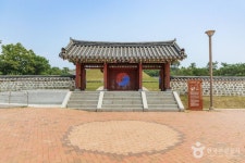 조명군총 관광 정보와 주변 관광 명소 및 근처 맛집 여행 정보