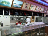 Baekmanseok (백만석) - Restaurant - Korea travel and tourism information