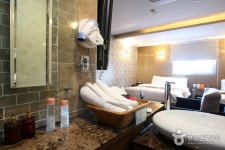 엘르인호텔 숙박 정보와 주변 관광 명소 및 근처 맛집 여행 정보