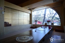 Naruter (나루터) - Restaurant - Korea travel and tourism information