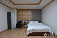 볼튼호텔 숙박 정보와 주변 관광 명소 및 근처 맛집 여행 정보