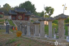 금산향교 관광 정보와 주변 관광 명소 및 근처 맛집 여행 정보