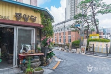 예술의거리 개미장터 쇼핑 정보와 주변 관광 명소 및 근처 맛집 여행 정보