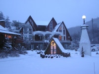 벤치하우스 펜션 숙박 정보와 주변 관광 명소 및 근처 맛집 여행 정보