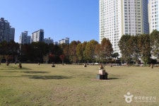 부천시민운동장 - 주변 여행 및 근처 관광 명소 - 국내 여행 정보와 관광 명소 정보