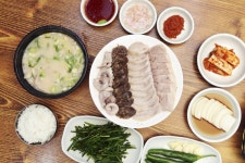 쌍둥이돼지국밥 본점 음식점 정보와 주변 관광 명소 및 근처 맛집 여행 정보