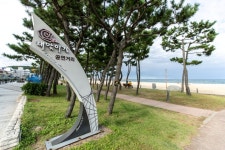 Naksan Beach (낙산해수욕장) - Sightseeing - Korea travel and tourism information