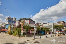 Incheon Chinatown (인천 차이나타운) - Sightseeing - Korea travel and tourism information
