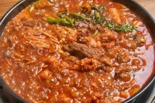 진미식육식당 음식점 정보와 주변 관광 명소 및 근처 맛집 여행 정보