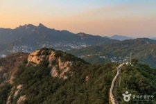 인왕산 관광 정보와 주변 관광 명소 및 근처 맛집 여행 정보