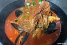 뼈대있는짬뽕 음식점 정보와 주변 관광 명소 및 근처 맛집 여행 정보