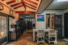 Seochon Guest House [Korea Quality] / 서촌게스트하우스 [한국관광 품질인증] - Accommodation - Korea travel and tourism information