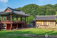 지례향교대성전 관광 정보와 주변 관광 명소 및 근처 맛집 여행 정보