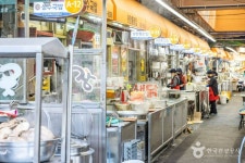 웃장 국밥골목 관광 정보와 주변 관광 명소 및 근처 맛집 여행 정보