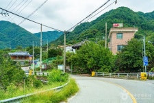 위안 산촌마을 관광 정보와 주변 관광 명소 및 근처 맛집 여행 정보