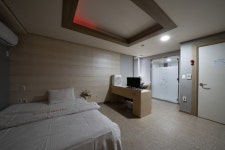 수산궁모텔 숙박 정보와 주변 관광 명소 및 근처 맛집 여행 정보