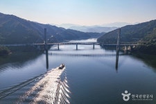 청풍호 유람선 관광 정보와 주변 관광 명소 및 근처 맛집 여행 정보