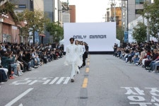 2025 크리에이티브X성수 최신 축제 공연 행사 정보와 주변 관광 명소 및 근처 맛집 여행 정보