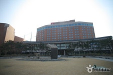 The K Art Hall (더케이아트홀) - Culture - Korea travel and tourism information