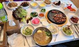 사계돈석갈비 음식점 정보와 주변 관광 명소 및 근처 맛집 여행 정보