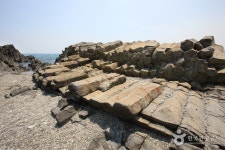 Jusangjeolli Cliff of Gangdong Hwaam Village (강동 화암 주상절리) - Sightseeing - Korea travel and tourism information
