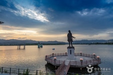 소양강처녀상 - 주변 여행 및 근처 관광 명소 - 국내 여행 정보와 관광 명소 정보