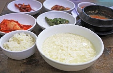 김영애할머니순두부 본점 음식점 정보와 주변 관광 명소 및 근처 맛집 여행 정보