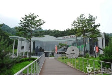 Woljeon Museum of Art Icheon (이천시립월전미술관) - Culture - Korea travel and tourism information