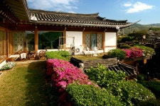 Hanok village [Korea Quality] / 한옥마을 황토펜션 [한국관광 품질인증] - Accommodation - Korea travel and tourism information