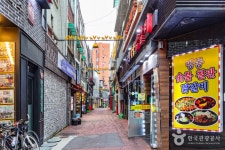 春川明洞タッカルビ通り（춘천 명동 닭갈비 골목） - 観光 - 韓国旅行・観光情報
